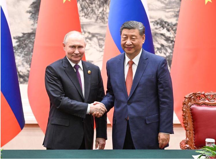 Vladimir Putin pozdravlja »izjemno prijazno gesto« Kitajske, Rusija se bo odzvala enako