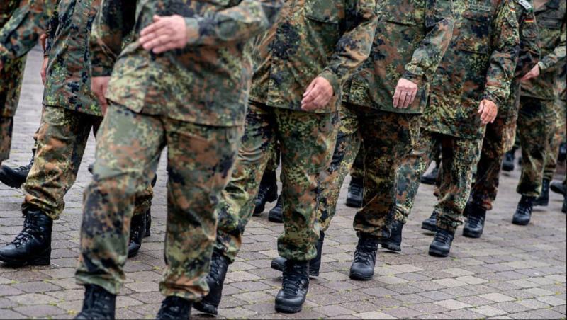 Zakaj kancler Merz hrepeni po njem, nemški podjetniki pa ne želijo uvedbe vojaškega roka