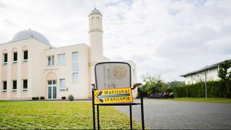 Nenavaden volilni izid v Nemčiji: AfD v Berlinu ni zmagala, je pa v mošeji
