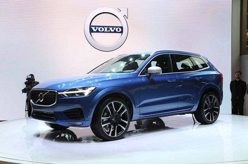 Volvo Cars v četrtletju ob višjih prihodkih z nižjim dobičkom