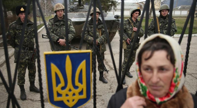 Ukrajina od oktobra 2023 pričakuje ženske na fronti: Nakupljeno veliko kosov ženskih vojaških uniform