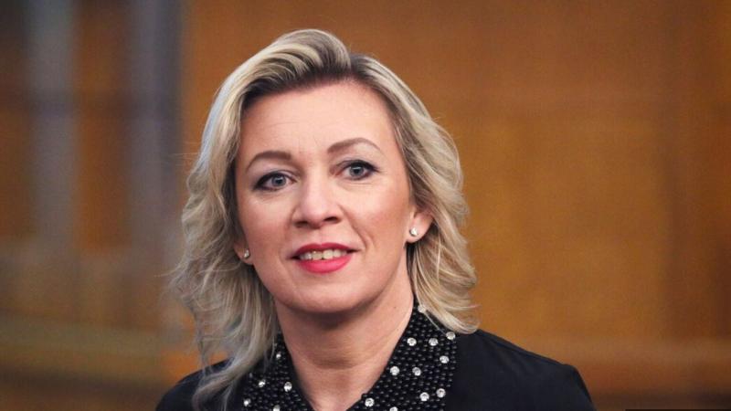 Mar se nam bo Zelenski spremenil v bučo? Zaharova se je posmehnila Kirbyjevim napovedim za Ukrajino