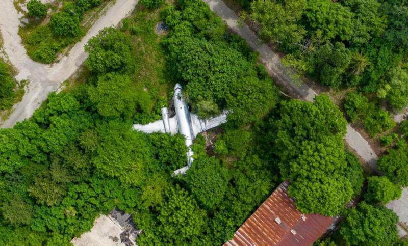 Zapuščeni Boeing 737 bo postal luksuzna vila. Cena za nočitev? Več kot 7.000 evrov!