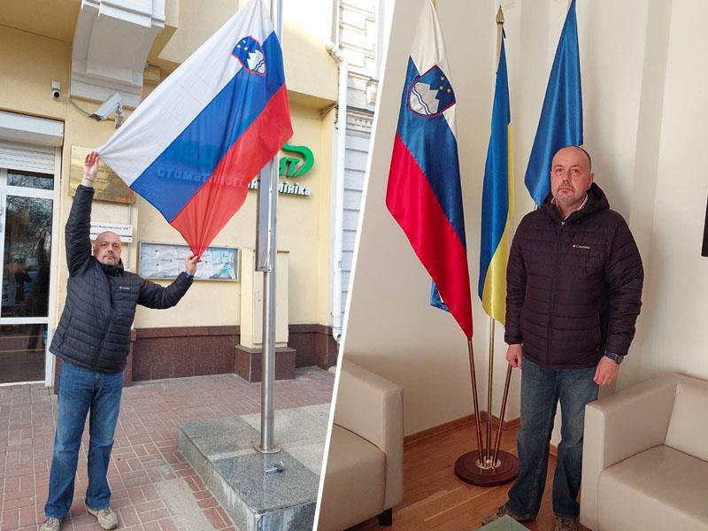 Ukrajina ponižala Slovenijo: Slovenski odpravnik poslov pokorno snel slovensko zastavo, namesto da bi jo branil!