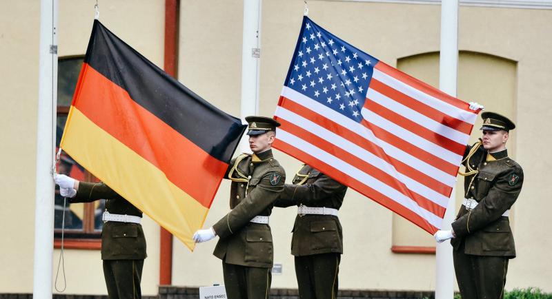 Ameriška vojska se umika iz Nemčije: nemške vladne stranke »obžalujejo« Trumpovo potezo, Levica zadovoljna