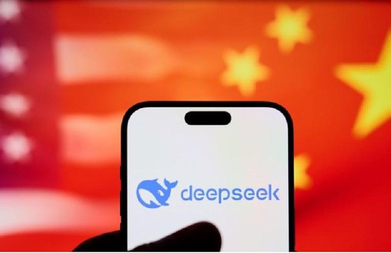 NYT: ZDA omejujejo dostop kitajskih podjetij do naprednih čipov in bi lahko Američanom blokirale dostop do DeepSeeka