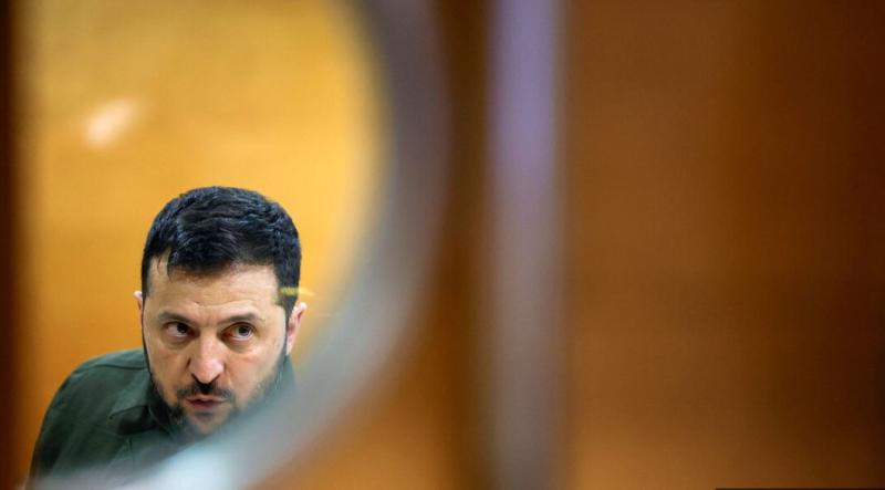Nekdanji svetovalec Zelenskega: Blodi v fantaziji, diktator, ki so ga vsi zapustili