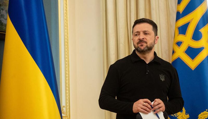 Je Zelenski večji papež od papeža? »Repubblica«: Kijevski samodržec zahteva vrh o Ukrajini na dan pogreba Frančiška