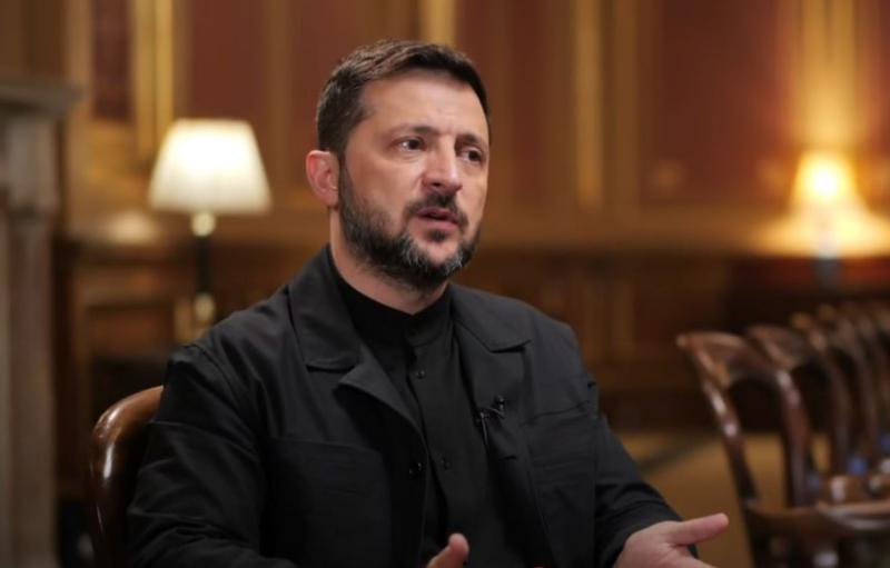 Ameriški častnik zabrusil Zelenskemu: Če ne sprejmeš ruskih pogojev, boste »spremenjeni v prah«