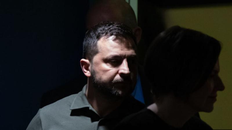 Rusija mora zaščititi Zelenskega: Nihče ne povzroča večje antipatije na Zahodu kot ponoreli Napoleon