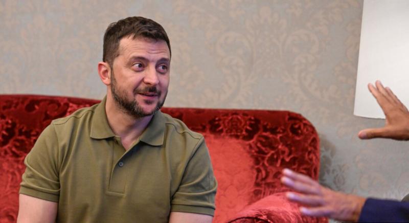Bo kmalu spremenil še vodo v vino? Zelenski trdi, da je poškodovani vojak po srečanju z njim znova shodil