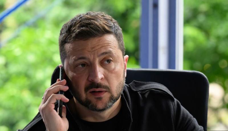 Ukrajinski poslanec: Zelenski ropa družine mrtvih vojakov