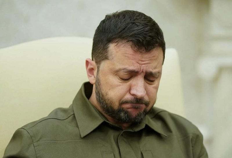 Zelenski pred vse slabšimi odločitvami: Vse izbire ga vodijo v slepe ulice, Ukrajino pa v propad