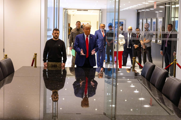 Donald Trump: »Ta vojna je za Ukrajino izgubljena, Zelenski nikoli ne bi smel dovoliti, da se sploh začne!«