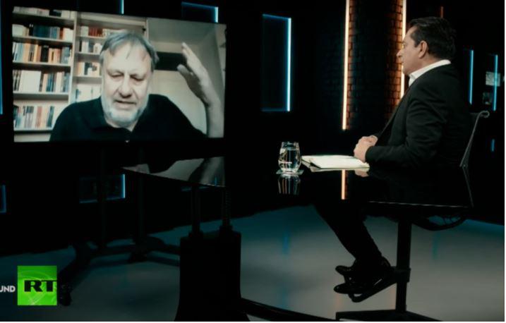 Žižek: Odpor cepivom in kolektivni akciji kaže, da je »liberalizem ubral popolnoma napačno smer«