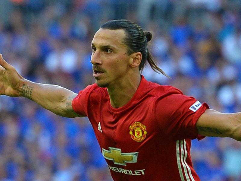 Ibrahimović strelec 25.000 gola v premier ligi