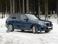 BMW X3 | VIR: BMW