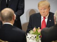 Putin in Trump, pogled čez mizo