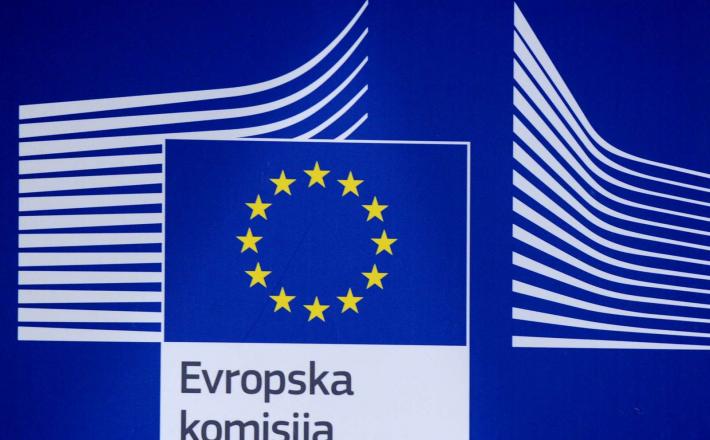 Evropska komisija, tabla, logotip