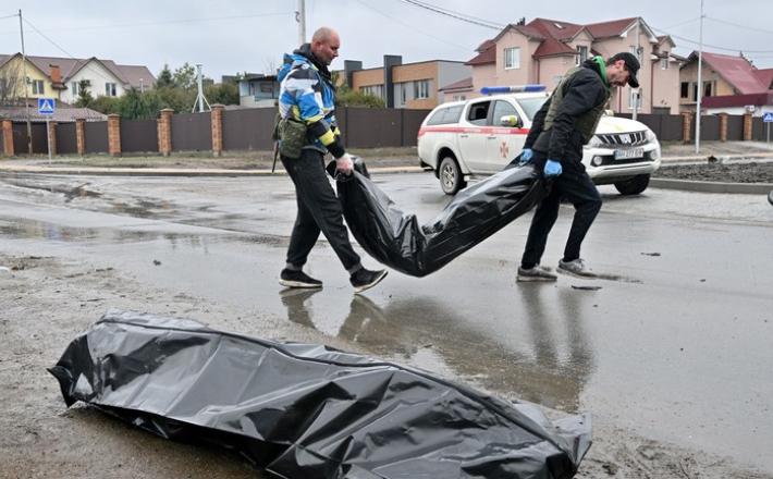 Pripravljanje scene v Buči
