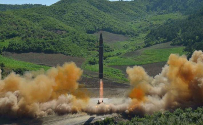 Priprave na izstrelitev severnokorejske balistične rakete