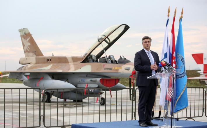 Andrej Plenković in F-16  Vir:Pixsell