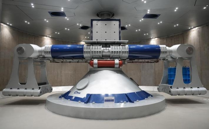 29. 9 2025 - Centrifuga z oznako CHIEF1300 v mestu Hangzhou (Xinhua/Huang Zongzhi)