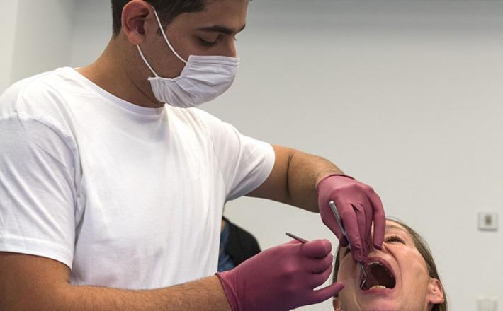 Dentist, zobozdravstvo