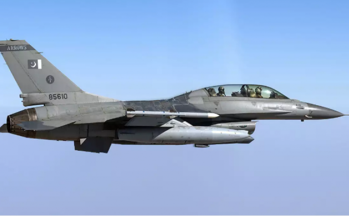 F-16D pakistanske vojske  Vir:Wikimedia