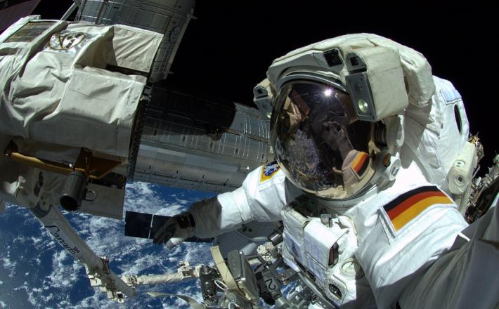 Aleksander Gerst Vir:Aleksander Gerst (selfie)