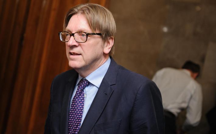 guy_verhofstadt_fotosta.jpg
