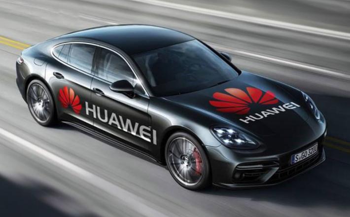 Huawei in Porsche