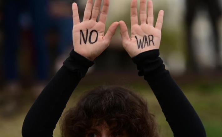 S protest proti ameriško-izraelskim napadom na Iran, Izrael, 14.3. 2026. (Tomer Neuberg/Xinhua)