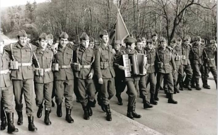 To je bila JLA - nekoč...Vir: X