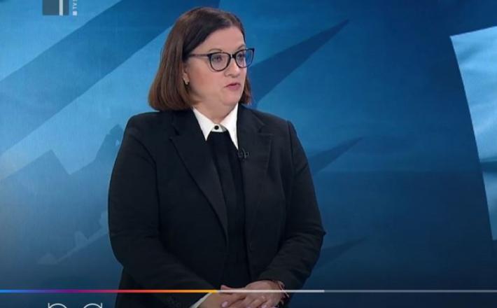 Juvanova je pomešala Perzijski zaliv in Rdeče morje... Vir: RTV SLO, posnetek zaslona Juvanova je pomešala Perzijski zaliv in Rdeče morje...Vir: RTV SLO