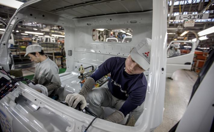 Kawasaki, tovarna tovornjakov Mitsubishi Vir:Pixell