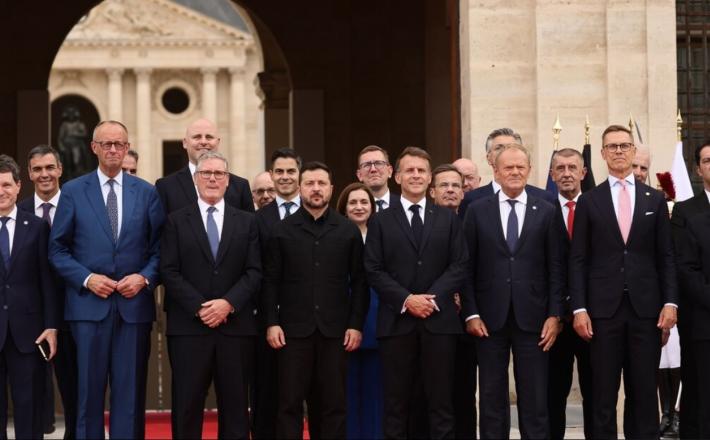 Nič od tega, kar je obljubila vlada Vladimirja Zelenskega, se ni zgodilo: »Ni se izšlo tako, kot so obljubili vodilni politiki v Washingtonu, Londonu, Rimu, Parizu, Berlinu in Bruslju,« pravi Pacini. Pravzaprav se je zgodilo ravno nasprotno. Nekaj je šlo že od samega začetka hudo narobe. Vir: Posnetek zaslona, X