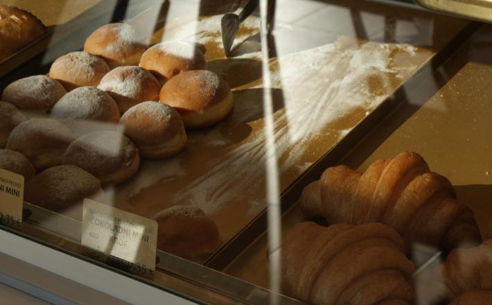 Krofi, sladice, pekarna