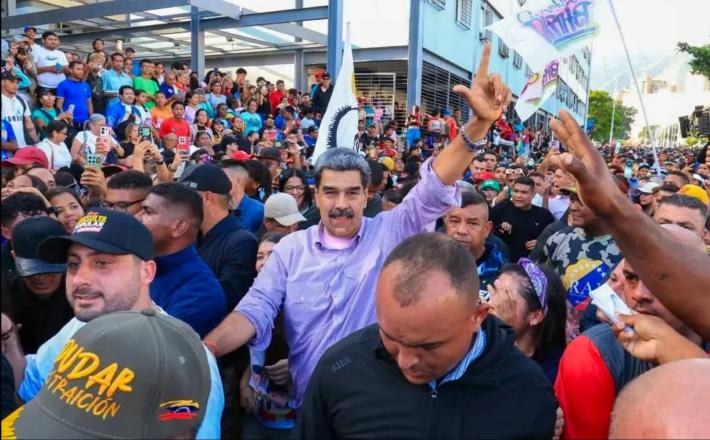 Prava slika ljudstva in venezuelskega "diktatorja" - v resnici ga večina podpira Vir: Telegram