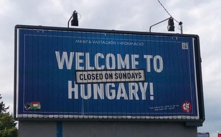 Madžarska - plakat, protesti