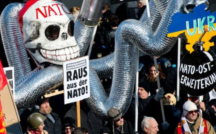 Protesti zoper NATO  Vir: FB