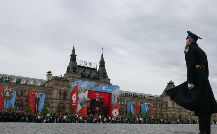 Namestnik ministra za zunanje zadeve Sergej Rjabkov je poudaril, da se zahodne države, ki jih ženejo naraščajoče vojaške ambicije, »združujejo, da bi pokazale svojo odločenost, da Rusiji zadajo strateški poraz«. Vir: Posnetek zaslona, X