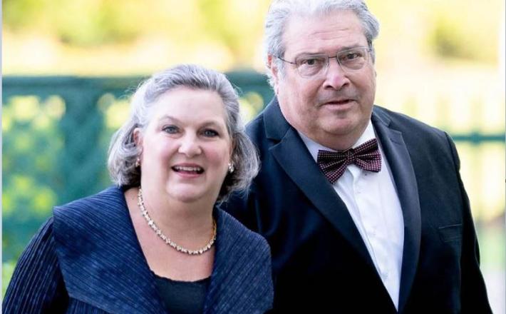 Victoria Nuland in Robert Kagan Vir:X