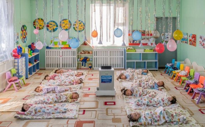 Otroci v Mongoliji. Vir: X, posnetek zaslona Otroci v Mongoliji Vir: X