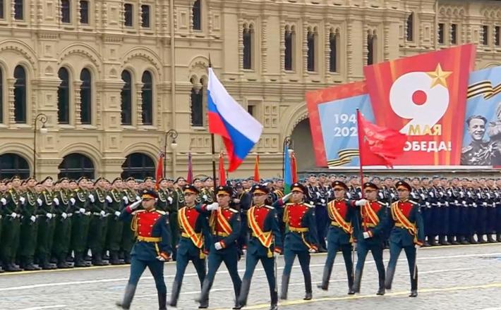 Mimohod v Moskvi 9.maja 2026 Vir: Telegram, RT, posnetek zaslona