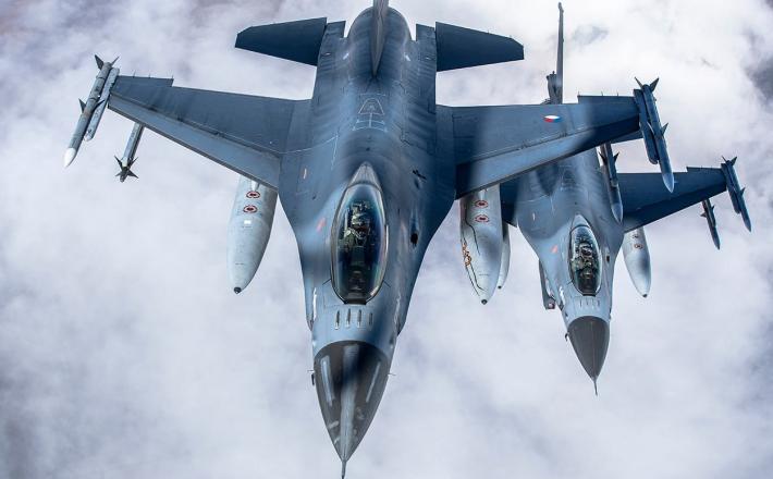 F-16