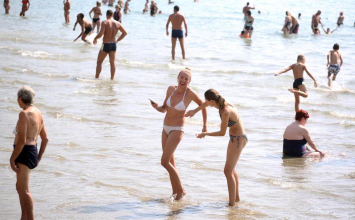 Kopanje v Splitu, prvi dan jeseni, Vir:Pixell