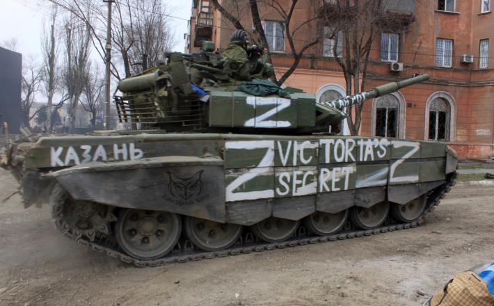 Ruski tank v Mariupolu