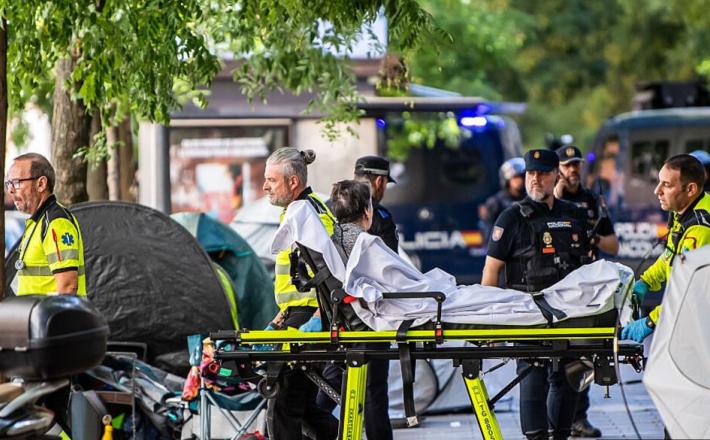 Španija se, tako kot mnoge druge evropske države, sooča z resno stanovanjsko krizo. Cene nepremičnin strmo naraščajo, najemnine pa se zvišujejo hitreje kot realne plače zaradi počasne gradnje stanovanj, ki ne more zadostiti povpraševanju. Vir: Posnetek zaslona, X