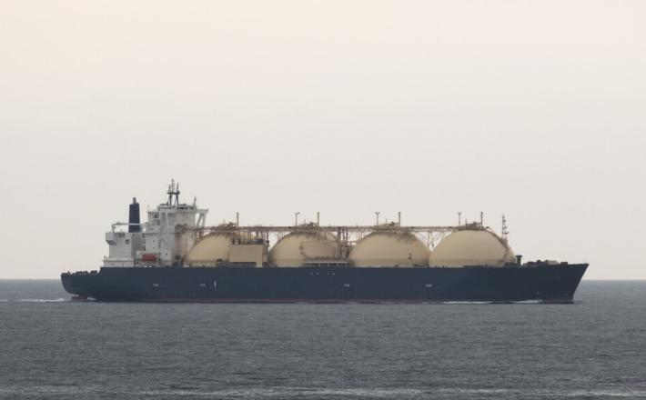 Napad so izvedli ukrajinski brezpilotni čolni ob obali Libije, je sporočilo ministrstvo za promet Ruske federacije. Vir: Posnetek zaslona, X